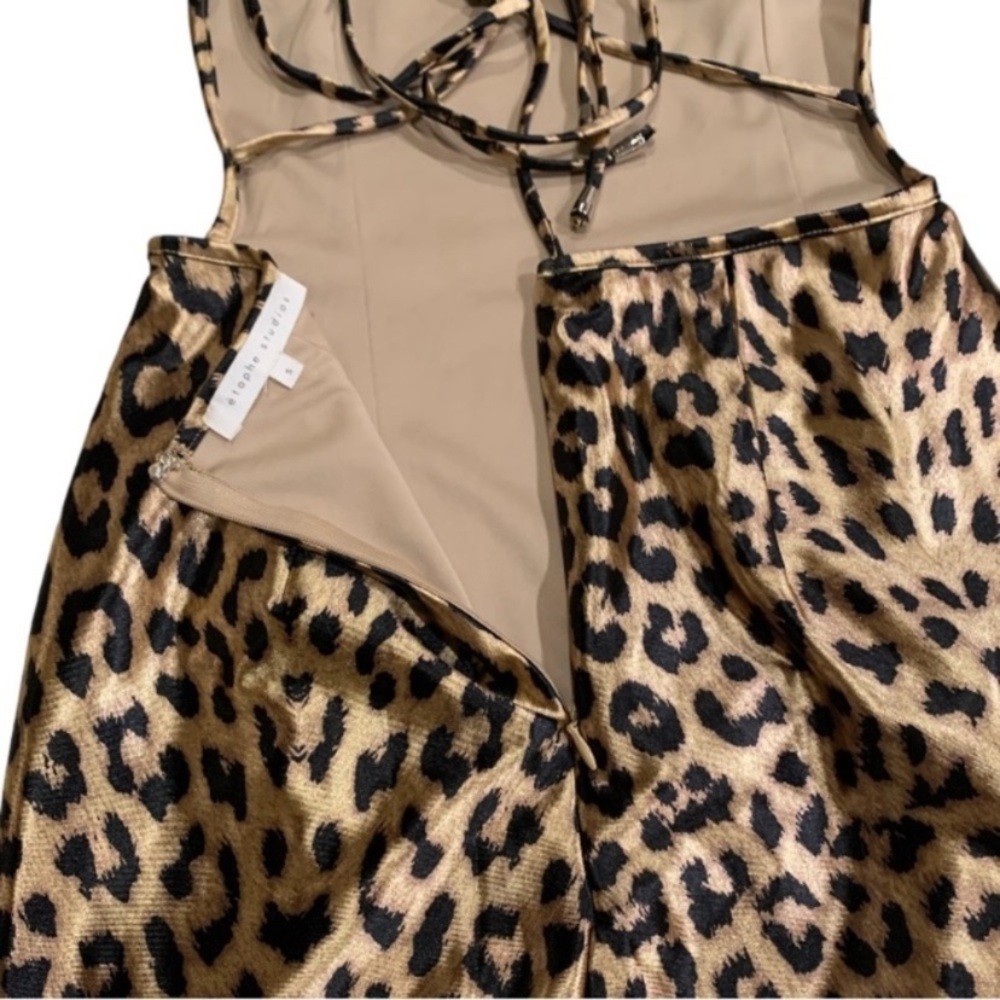 Leopard Print Mini Dress - Picture 7 of 8